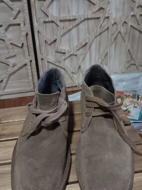 Boots Men's Suede Chukka Boots in Taupe